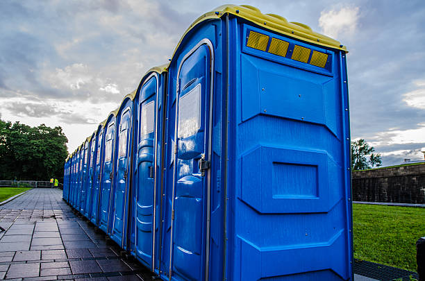 Best Portable restroom trailer rental  in Waldorf, MD